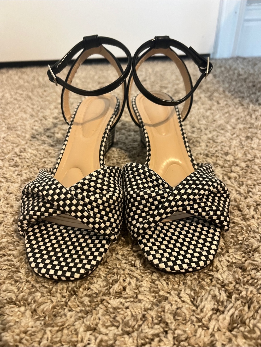 Adrienne Vittadini Black & White Woven Ankle-Strap Wedge Sandals - Sz 7.5! CUTE!